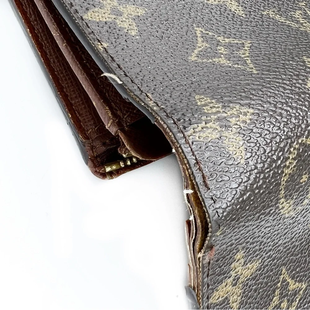 LOUIS VUITTON Monogram Trésor Wallet Made in France Vintage 2001, Authentic